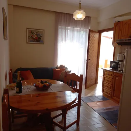 Case de vacanță Natassa House 2