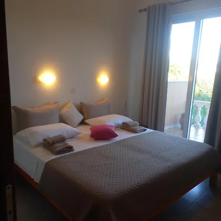 Natassa House 2 Tatil Evi