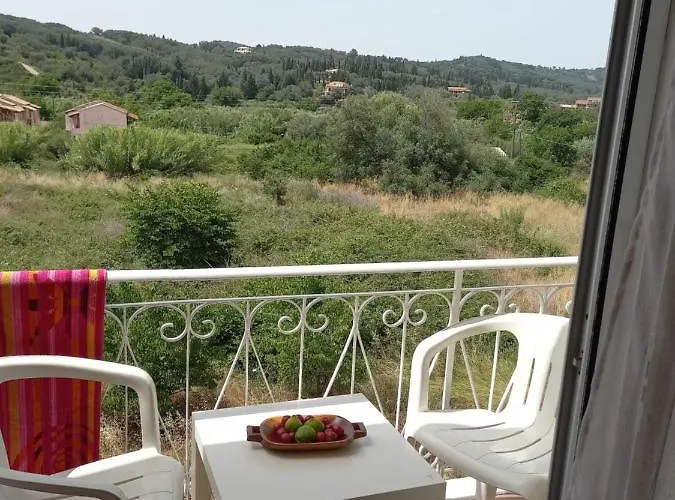 Natassa House 2 Feriehus Agios Georgios Pagon