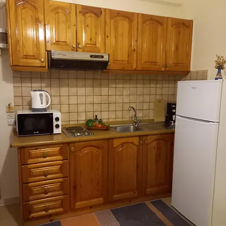 Natassa House 2 Semesterbostad